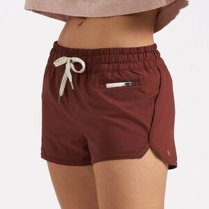 Vuori Clementine Shorts in Mulberry Color Size Medium